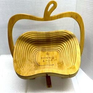 Bonnie & Pop Wooden Apple Collapsible Fruit Basket Vintage Collectible Farmhouse